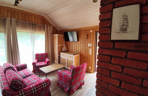 Trygort Chalet De Esquí | Family chalet with livingroom, kitchen, 2 bedrooms and 2 bathrooms with shower.