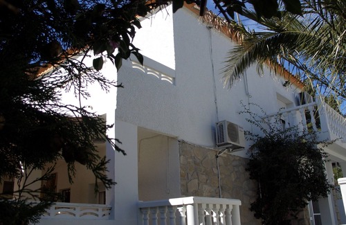 La Colina Villa | Familiar, 6 Bedrms, 6 baños, piscina, cocina de verano, a 10 minutos de la playa y el golf