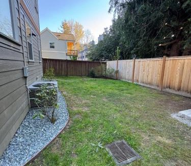 Issaquah Apartamento | Family Comfy Kid Family Pet-Friendly Home Near Everything