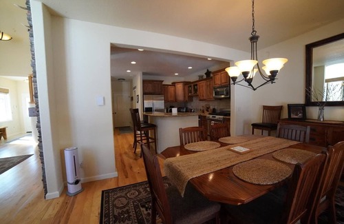Driggs Casa | Family Condo on Ski Hill Road 12 minutes to Grand Targhee