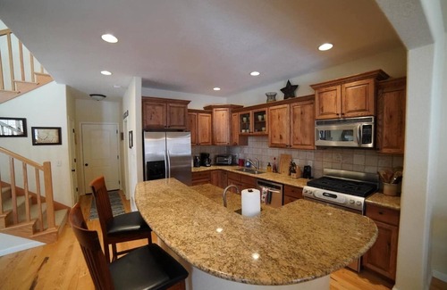 Driggs Casa | Family Condo on Ski Hill Road 12 minutes to Grand Targhee
