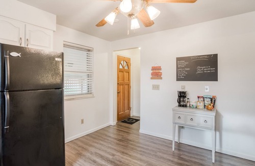 Falmouth Cabaña | Family Cottage on the Licking River - Sleeps up to 10