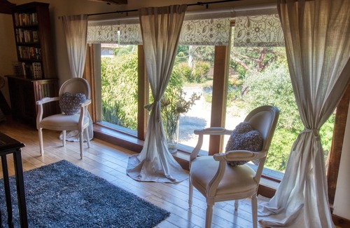 Saint-Martin-de-Gurson Villa | Amplia casa de campo familiar con piscina privada climatizada cerca de Bergerac y St Emilion