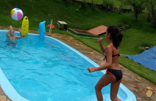 Sarapui Cabaña | Granja familiar: piscina, barbacoa, paz y tranquilidad a 150 km de SP