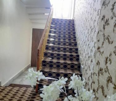 Srinagar Casa | Family Floor at Riverside B&B