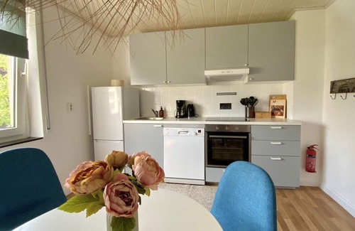 Ludwigshafen-Friesenheim Apartamento | Family-friendly home with WIFI/Netflix and parking close to BASF
