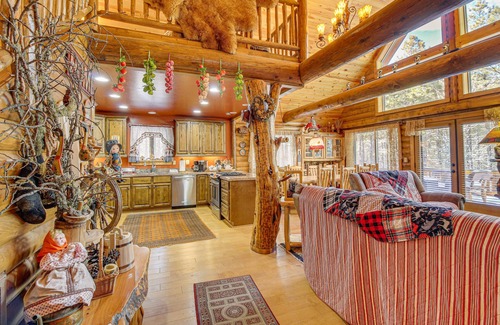 Heber Cabina | Family-Friendly Cabin w/ Fire Pit in Forest Lakes