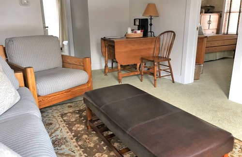 Sandusky Casa | Millsite Lodge: alojamiento para 25 personas y patio de bodas