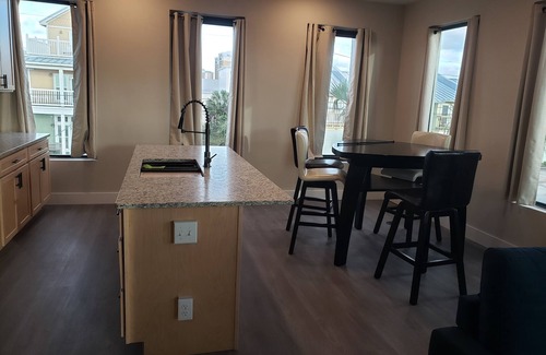 Silver Sands Apartamento | Family friendly with roof top deck ocean view