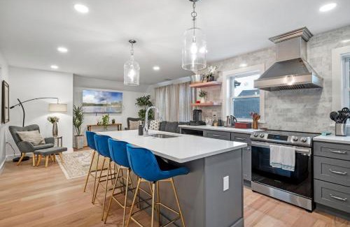 Salem Apartamento | Family Friendly 3BD Oasis-Parking, WIFI & Pets OK!