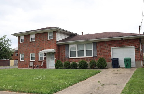 Shively Casa | Family-Friendly 3BR/2BA Home w/ Fenced Backyard & Parking