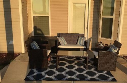 Graniteville Casa | Family Friendly 5 BR 3 BA Home