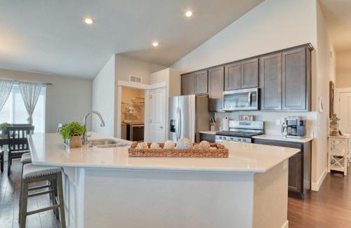Colorado Springs Casa | Family friendly 5bd3bath 3CarGarage GameRoom