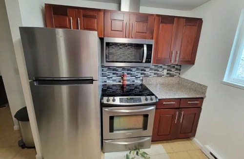 Greenway Apartamento | Family-friendly Adventure Awaits by Rec Center Pool & Gym! Patio with Firepits!