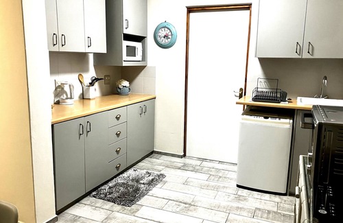 Betty's Bay Apartamento | Family-friendly apartment with a sea view and close to the beach