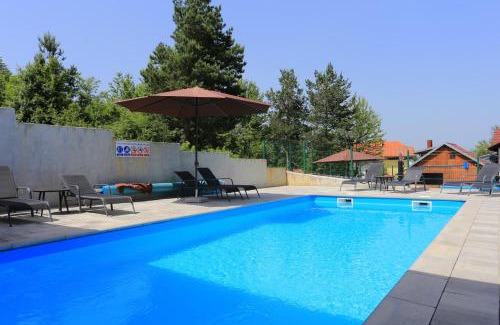 Grabovac Apartamento | Family friendly apartments with a swimming pool Grabovac, Plitvice - 17532