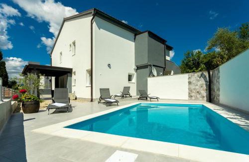 Soline Apartamento | Family-friendly apartments with swimming pool Soline, Krk - 9715