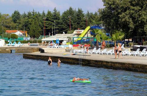 Nova Vas Apartamento | Family-friendly apartments with swimming pool Nova Vas, Porec - 14167