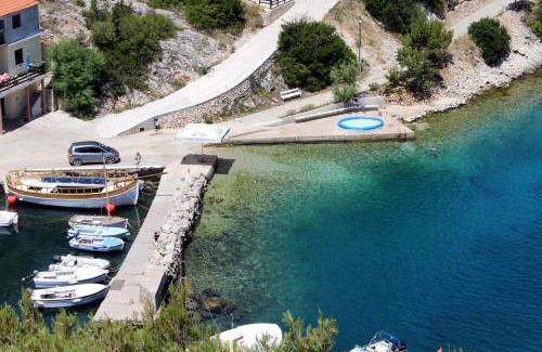 Island Dugi Otok Apartamento | Family friendly apartments with a swimming pool Sali, Dugi otok - 8083