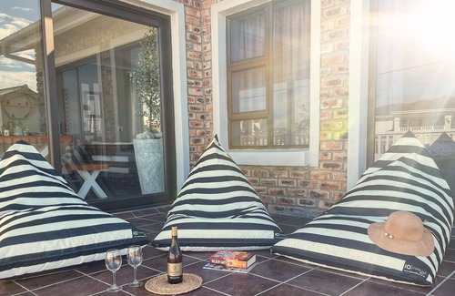 Struisbaai Otro | Family friendly Beach House - 5 mins from Beach!