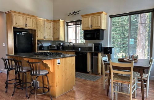 Emigrant Gap Cabina | Family-friendly Cabin in the Sierra Nevada