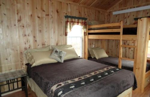 Sundance Casa | Family-Friendly Cabin Surrounded by Small Town Charm in Sundance, Wyoming