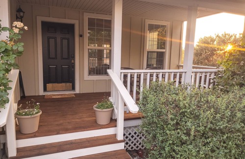 Mariposa Casa | Cozy Cottage In The Mountains Near Yosemite Family and Pet Friendly