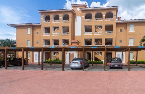 Oranjestad-West Apartamento | Family-Friendly Divi Golf Resort Steps to the Beach and Pool