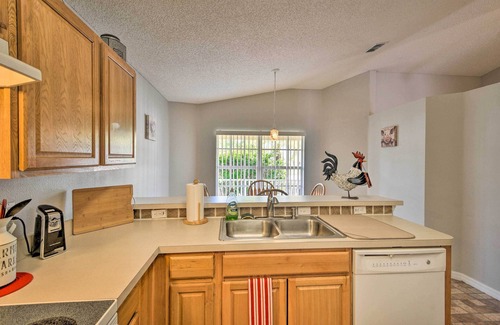 Edgewater Casa | Family-Friendly Edgewater Home: 6 Mi to Beaches!