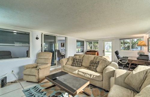 Englewood South Casa | Family-Friendly Englewood Rental with Canal Views!