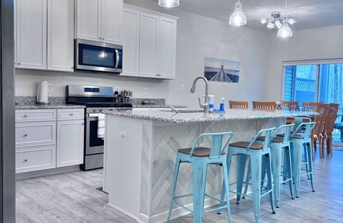 Millville Casa | Family-Friendly Escape 4BRr ,3.5 Bath – Pool, Playground, Beach Shuttle!