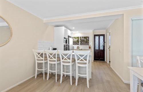 Mooloolaba Apartamento | Family-Friendly Flat with Balcony Views
