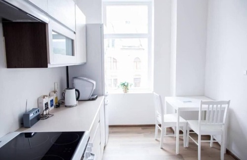 Alesund Apartamento | Family Friendly, Free Parking Space, Short Walk to Brosundet