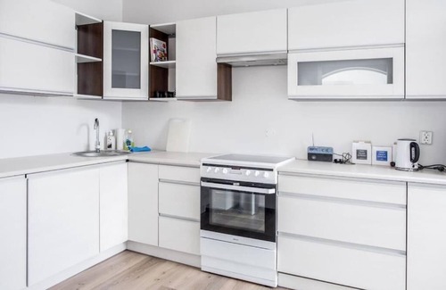 Alesund Apartamento | Family Friendly, Free Parking Space, Short Walk to Brosundet