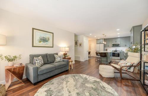 Davis Casa | Family-Friendly Getaway Near Slide Hill Park home
