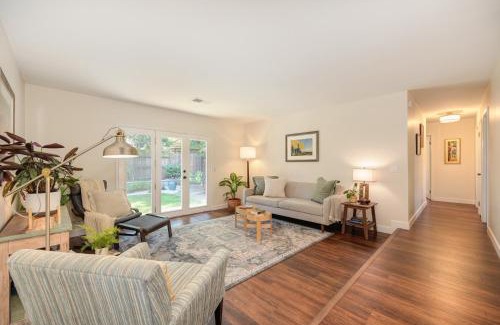 Davis Casa | Family-Friendly Getaway Near Slide Hill Park home