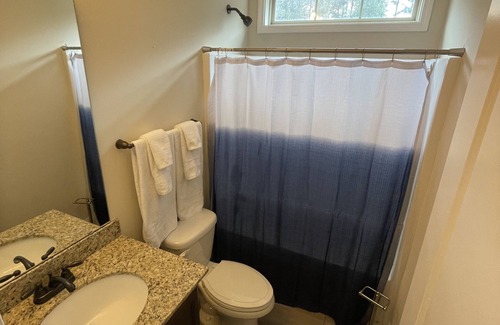 West Columbia Casa | Family Friendly Home Near Everything