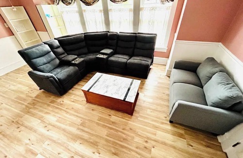 Morrisville Casa | Family-Friendly Home ✔️Near Sesame Place ✔️2 King Beds
