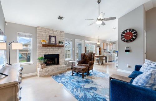 Buckingham Estates Casa | Family Friendly Home in South Austin