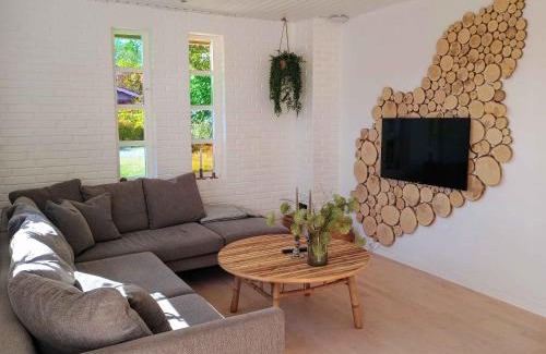 Aalbaek Villa | Family-Friendly Home Near Beach, Forest, Harbour