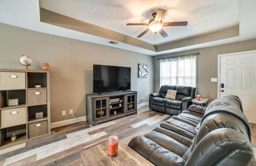 Clarksville Casa | Family-Friendly Home 9 Mi to Clarksville Speedway