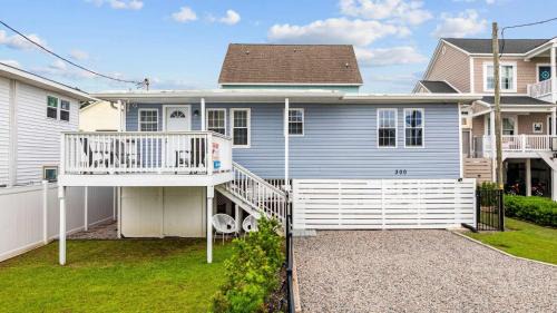 Cherry Grove Beach Casa | Family-Friendly House with Pool Steps from the Sand