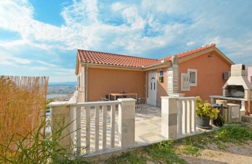 Podstrana Casa | Family friendly house with a swimming pool Podstrana, Split - 12918