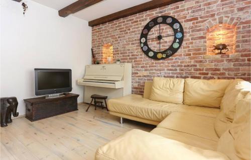 Kastel Sucurac Casa | Family friendly house with a parking space Kastel Sucurac, Kastela - 21842