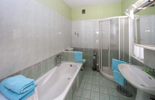 Snasici Casa | Family friendly house with a swimming pool Marici, Labin - 17820