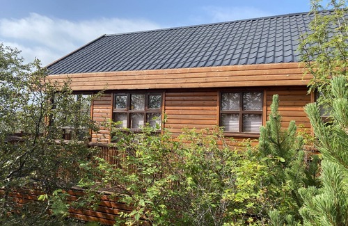 Blaskogabyggd Casa | Family friendly summerhouse in the Golden circle.
