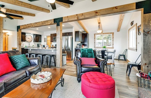 Tomahawk Cabina | Family-Friendly Lakefront Retreat in Tomahawk!