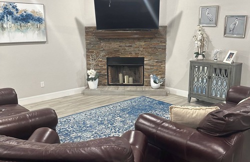 Azle Casa | Family friendly newer construction home, 5 min drive to Eagle Mountain Marina.