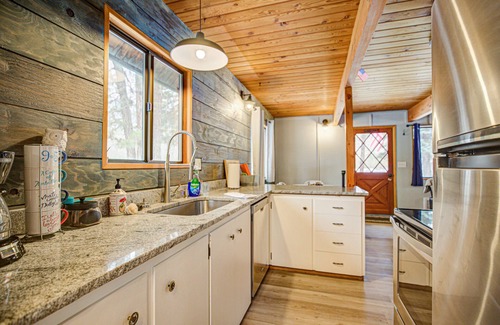 Garden Valley Cabina | Family-friendly Open & Relaxing South Fork Riverside Retreat