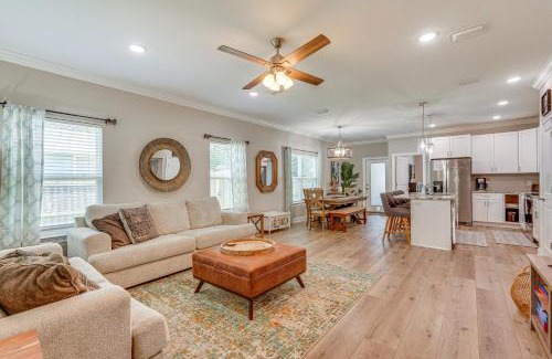 Panama City Casa | Family-Friendly Panama City Home Less Than 1 Mi to Beach